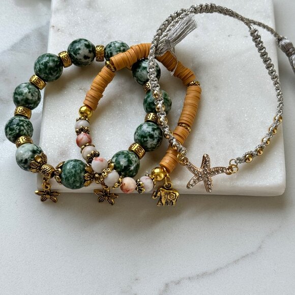 Red vein jasper, clay beads stretch boho bracelet, rubber discs beads jewelry, - Picture 5 of 8